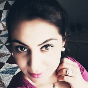 Meet your Posher, Khatera